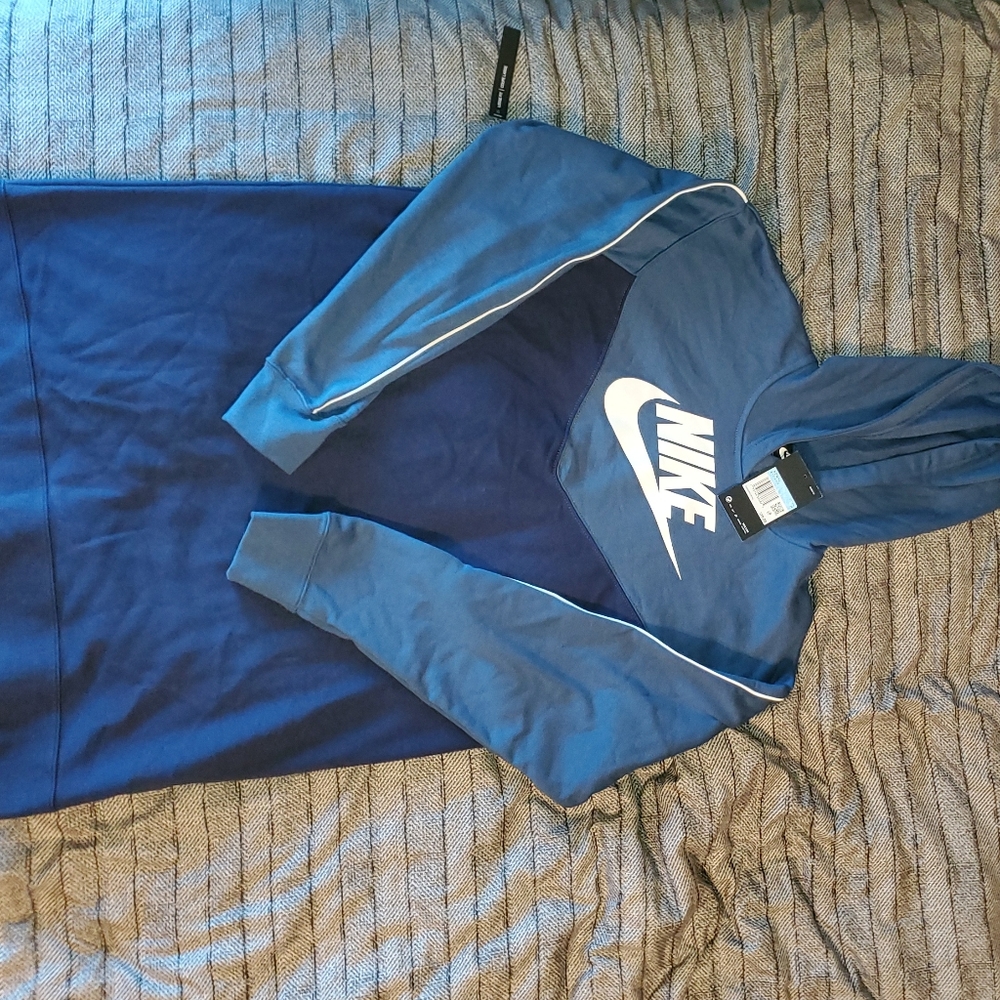 New women's Nike hooded sweatshirt dress